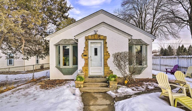 Charming Minneapolis Cottage Near Airport!