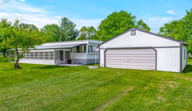Charming mobile home with WiFi, AC sleeps 6 .n7 mins from Pymatunning lake
