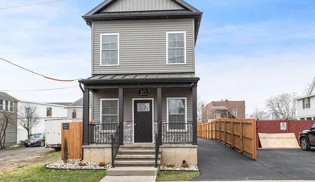 Charming, Modern 2BR Downtown Apartment