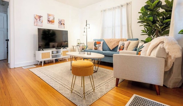 Charming Modern Farmhouse Retreat