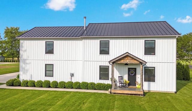 Charming modern farmhouse close to Dublin, OH and perfect for entertaining