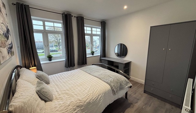 Charming modern one bedroom apartment complex