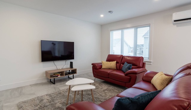 ⋆Charming, modern, luxury house with garage⋆