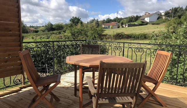 Charming modern studio with terrace overlooking the Forez plain