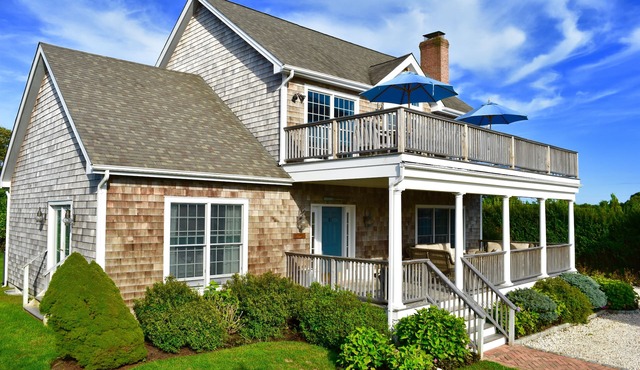 Charming Montauk Beach House off East Lake Drive - Sunset and Water Views