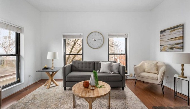 Charming Mt. Adams 1BR in Prime Location!