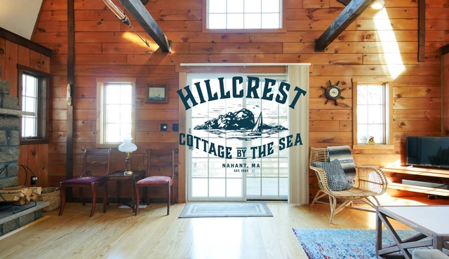 Charming New England cottage within walking distance to three beaches.