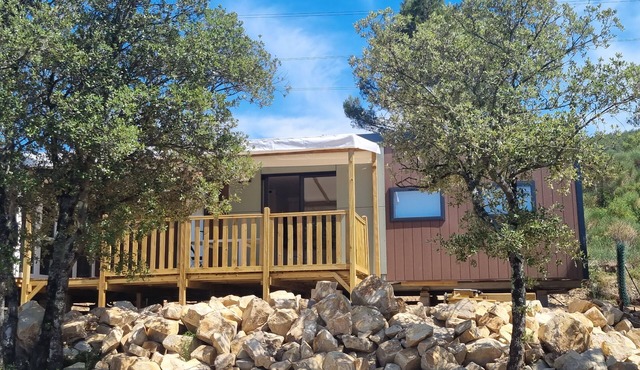 Charming new mobile home with all comforts