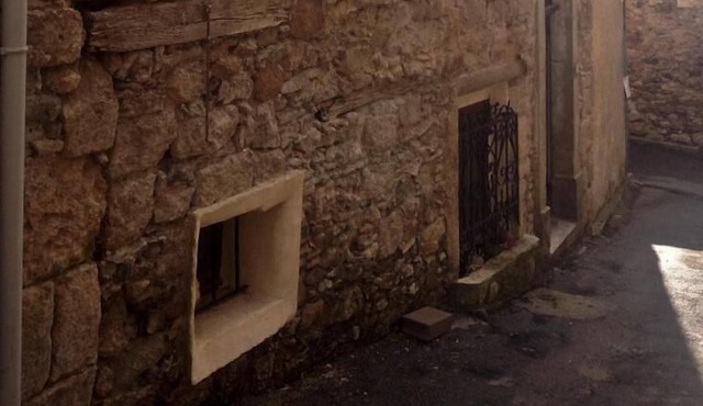 Charming, newly renovated village house in Caunes-Minervois