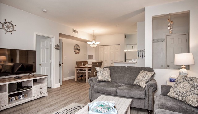 Charming, newly reno 1Bdrm condo, minutes from beautiful Clearwater Beach