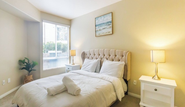 Charming Oasis by the Beach 1Bed, fitness & Pool in gorgeous Marina del Rey