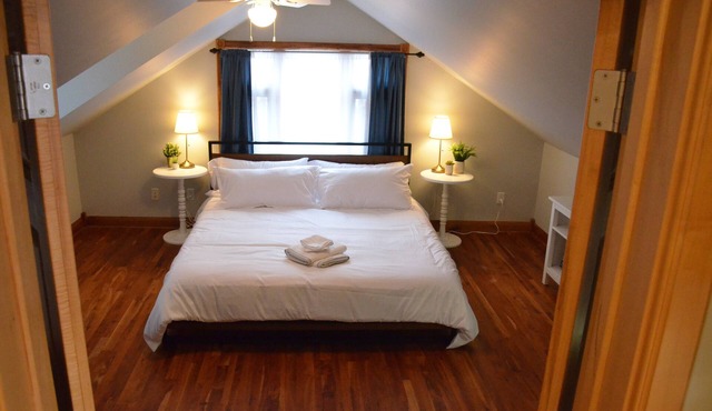 Charming Oasis in the Heart of Historic Downtown
