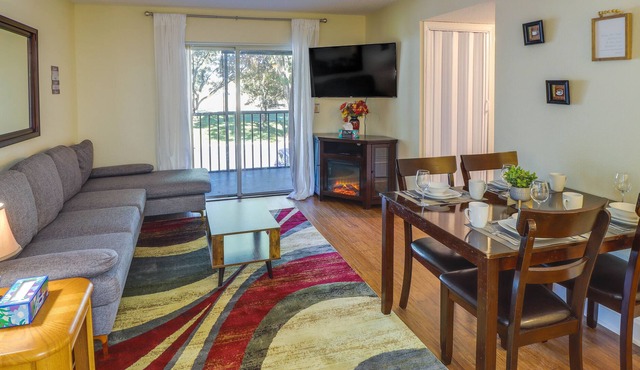 Charming Ocala Condo w/ Balcony & Pool Access!