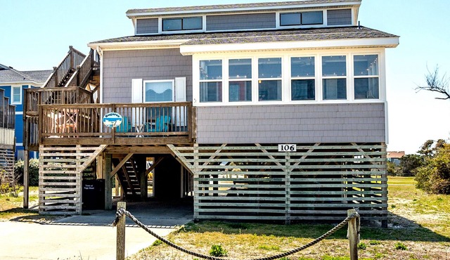 Charming OCEANSIDE Cottage Steps from the Beach in South Nags Head