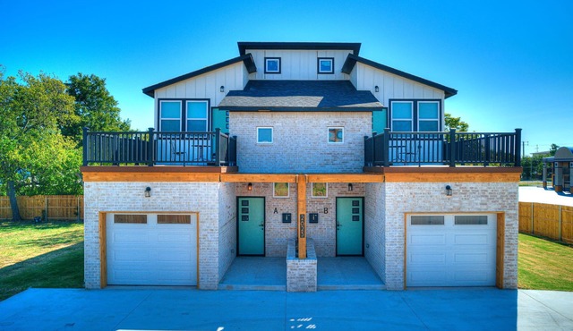 Charming OKC Duplex 2bed 2.5bath Unit A