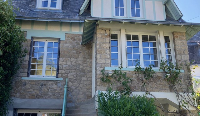 Charming old house renovated in 2021, with garden 80m from the beach