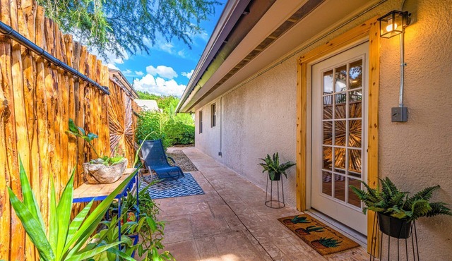 Charming old world Spanish Casita
