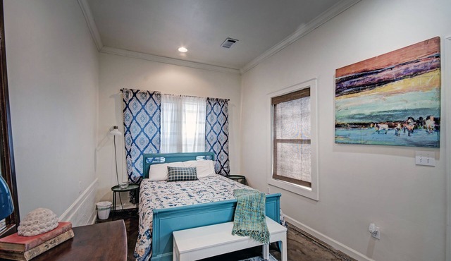 Charming One-Bedroom Unit in Historic Belhaven!