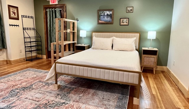 Charming one bedroom on Main St