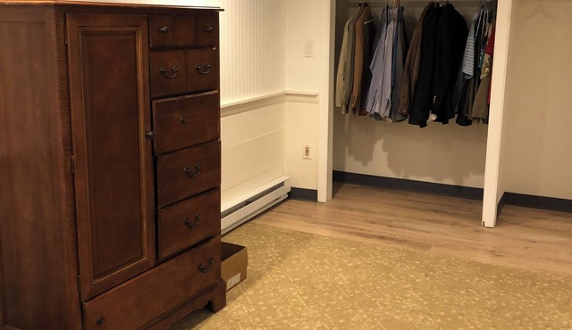 Charming open floor plan in Marshfield Hills with vista views and privacy