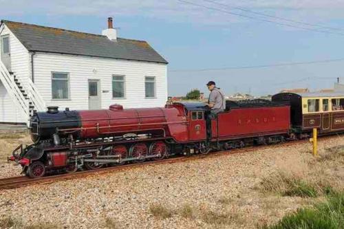 Charming original fishermans cottage on Dungeness beach