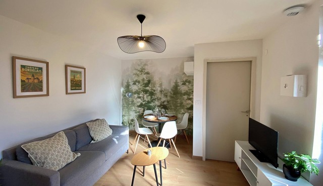 Charming outbuilding near saint- emilion