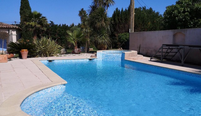 Charming outbuilding with pool near the sea