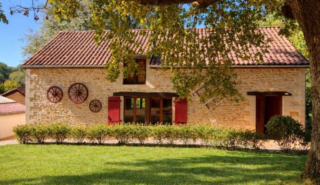 Charming, peaceful estate with private, heated, covered swimming pool.