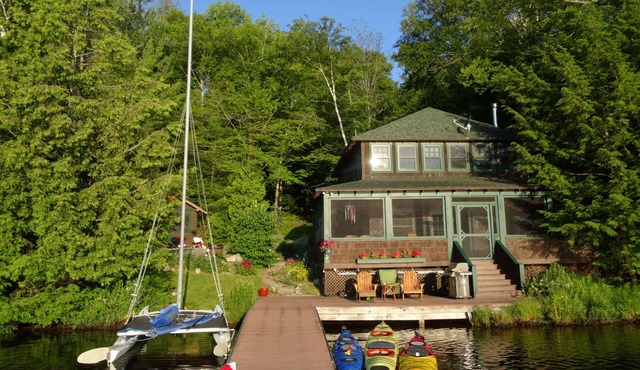 Charming Panther Cottage on Upper Saranac Lake