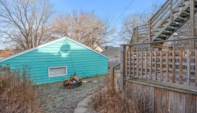 Charming Parisian Retreat in St. Paul: 4BR/2 bath