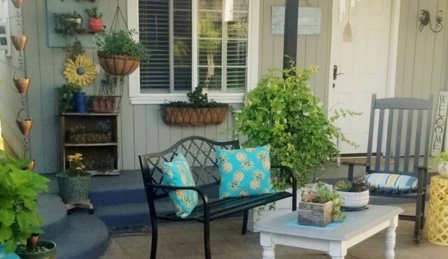 Charming & Peaceful Bungalow in quaint Red Bluff