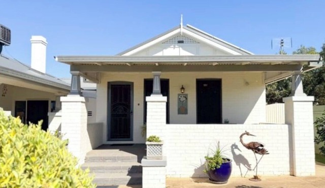 Charming peaceful two-bedroom apartment