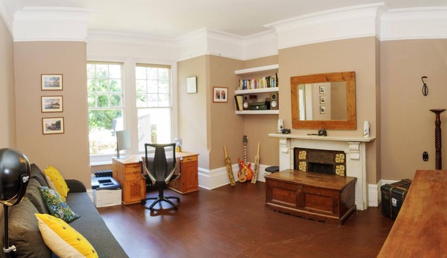 Charming Period Garden Flat, Perfectly Located
