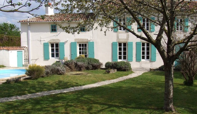Charming Period House With Private Heated Pool Nr St Jean D'angely, Charente