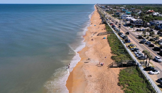 Charming Pet Friendly Cottage Home With Ocean Views