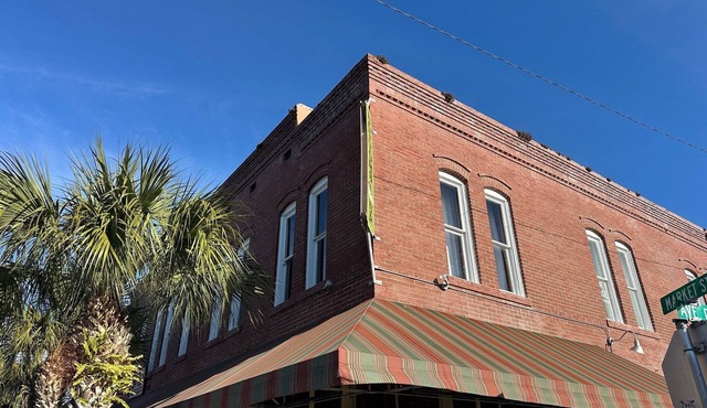 Charming pet-friendly suite in the heart of historic downtown Apalachicola