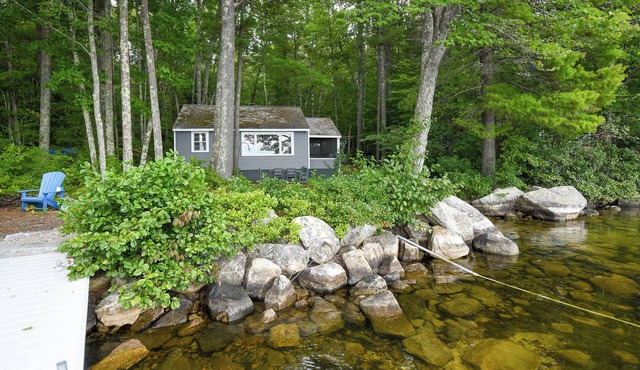 Charming pet-friendly camp on peaceful Panther Pond!
