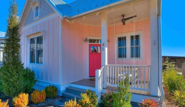 Charming Pink House! Steps to Boardwalk Pool!