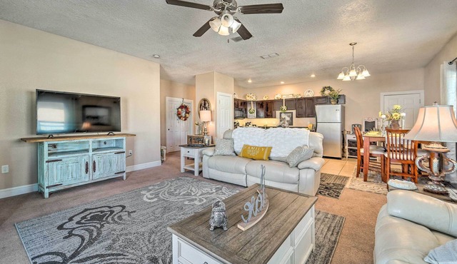 Charming Portales Retreat Across From ENMU!
