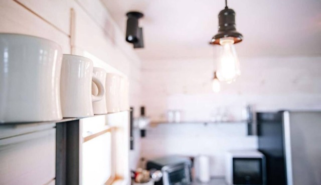 Charming & Private 5 BR Country Getaway