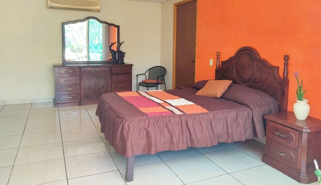 Charming Private And Comfortable Room