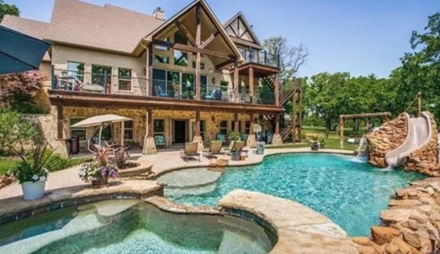 Charming Private Estate Near WorldStar Casino- Sleeps 10