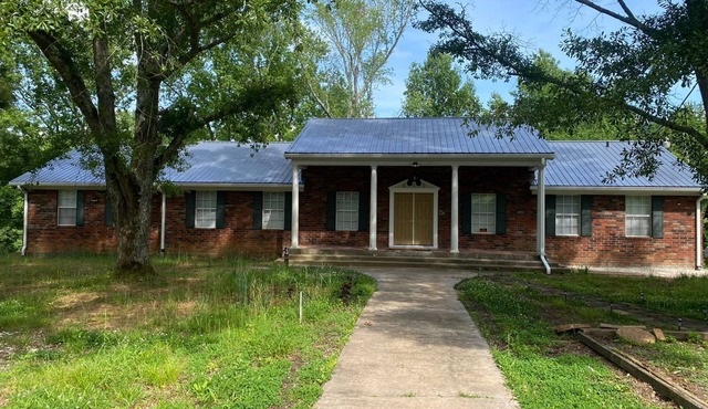 Charming private studio in cool Benton with AC, SmartTv and WiFi