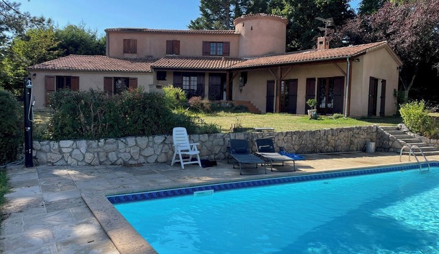 Charming property with panoramic views