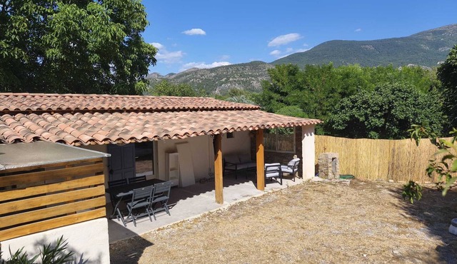 Charming Provencal country house in the heart of the Alps de Haute Provence 3*.