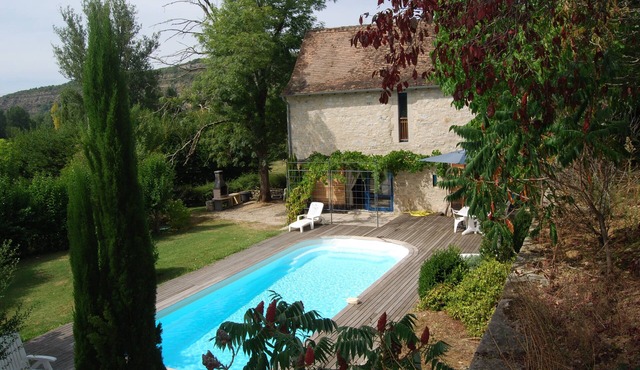 Charming Quercy barn completely renovated for 6 people, swimming pool 8x4m