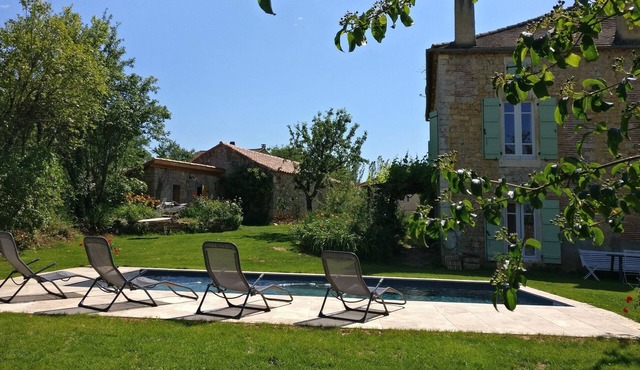 Charming Quercynoise House with Private Pool – Peace & Nature in Luzech