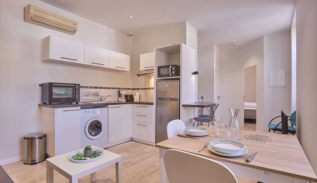 Charming renovated T2 in Barbotan, pets allowed, free parking and Wifi