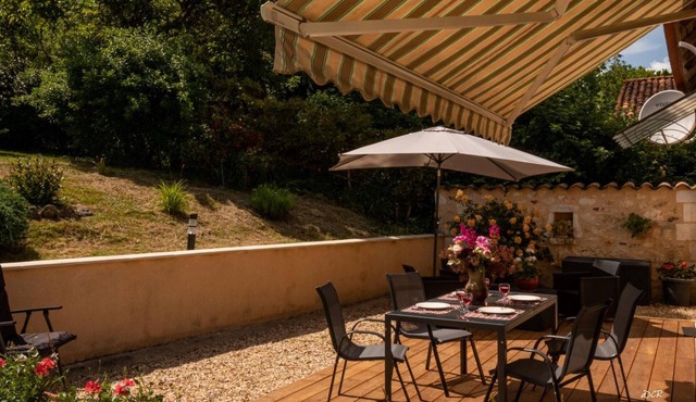 Charming renovated barn in Périgord, terrace, pets allowed