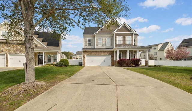 Charming Raleigh Retreat: Central, Connected & Close to I-540!